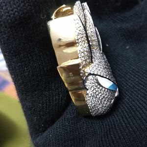 จี้เงินแท้ 925 สไตล์หรูหราสำหรับผู้ชาย ดีไซน์การ์ตูนฮิปฮอป ประดับเพชรโมอิสซาไนต์ทรงเจ้าหญิง ดีไซน์ทันสมัย - Product Image 4