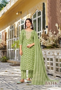 El último conjunto de Kurtis de trabajo de impresión digital de algodón puro con colección de trajes de fiesta formales Pent Mall Dupatta - Product Image 3