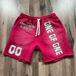 กางเกงขาสั้นซับเหงื่อสำหรับฤดูร้อนใส่ได้ทั้งชายและหญิงกางเกงขาสั้นสำหรับผู้ชายและ2025ผ้าคอตตอนรุ่นเฮฟวีเวตใส่สบายออกแบบโลโก้ได้ตามต้องการ - Product Image 3