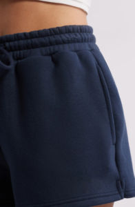 Top Venta de verano artículo caliente pantalones cortos de las mujeres de corte suelto de longitud corta 100% algodón con pantalones cortos de calle recta para las mujeres - Product Image 2