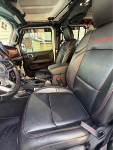 2022 JE EP GLA DIATOR PICKUP 4D 5FT CALIFORNIA EDITION DIESEL 285HP 3.6L V6 AWD TRANSMISIÓN AUTOMÁTICA DE 8 VELOCIDADES USADO - Product Image 3