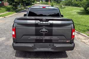 2025 F-150 SHELBY 770-hp Turbo V10 AWD, Poco Kilometraje, Interior de Cuero, Detalles Claros, Automático de 8 Velocidades - Product Image 2