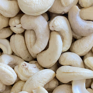 Fabrication Ww240 Ww320 Vente en gros de noix de cajou Noix de cajou Prix Santigo au Vietnam Vente en gros exportée vers l'Asie, l'UE, le Moyen-Orient - Product Image 1
