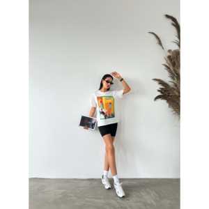 Camiseta de Niña 100% Algodón con Estampado, Tejido Jersey Transpirable, Diseño en Contraste - Product Image 1