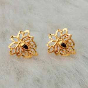 Boucles d'oreilles manchettes fines Kriaa Clous plaqués or modèle 1311784 - Product Image 1