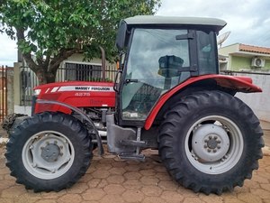 High Quality Massey Ferguson 4275 for Engine 42HP Red 4WD Wheel Farm Tractor High Productivity Gear Drive 3-Year Warranty - Product Image 6