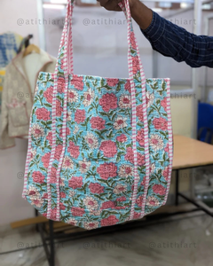 Sac fourre-tout réutilisable écologique en coton 100% fait main, matelassé et doux - Product Image 6