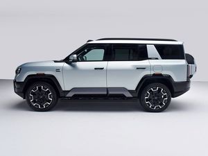 Leopard 8 SUV 2025 d'occasion PHEV SUV électrique hybride rechargeable grande taille de marque populaire - Product Image 5