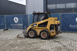 Minicargadora Caterpillar 226 Diésel 2011 en venta - Product Image 2