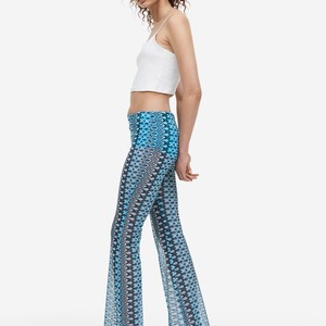 Offre Spéciale femmes Yoga costumes Jogging Gym porter Sublimation retard avec soutien-gorge avec personnaliser la conception d'impression et Logo - Product Image 4