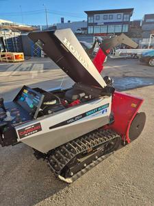 Souffleuse à neige sur chenilles Honda HS1231, à essence, avec boîtier en acier, souffleuse à neige manuelle avec lames en fonte, 58 kg, garantie de 2 ans - Product Image 5