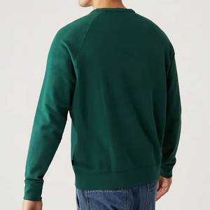 Vente en gros de sweat-shirt à manches longues pour hommes vêtements de rue confortables et de bonne qualité teints dans des tons unis pour la saison d'hiver - Product Image 3