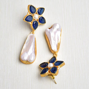 Boucles d'oreilles en laiton tendance pour l'exportation, en gros, avec perles et pierres naturelles brutes, design plaqué rhodium, style avant-gardiste, export en gros - Product Image 3