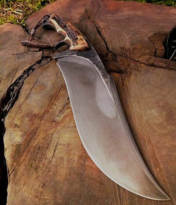 Cuchillo Bowie Tradicional Illam Hecho a Mano en Acero Inoxidable Deer Stag, Diseño de Agarre Fuerte para Caza y Camping, Garantía OEM de 3 Años - Product Image 6