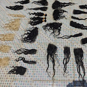 Peluca frontal HD sin pegamento hecha con cabello humano real para mujeres que buscan textura suave y sedosa y línea de cabello invisible - Product Image 1