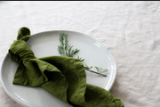 Serviettes de table de luxe faites à la main en coton et lin, couleur vert mousse, carrées, personnalisables, très douces, pour usage quotidien