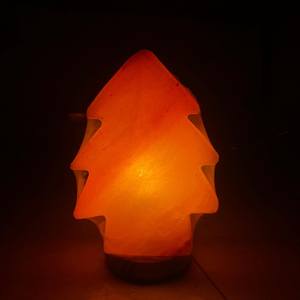 Lampe de sel de l'Himalaya sculptée dans un arbre, écologique, lumière ambrée naturelle, décoration de Noël, cadeau artisanal pour la maison - Product Image 4