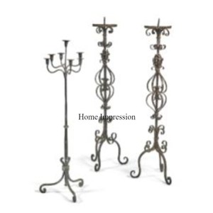 เชิงเทียนสีเงินสลักลายวินเทจทำจากอลูมิเนียมหล่อดูหรูหรา2ชุด - Product Image 5