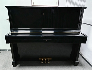 Original de Japón Kawai BS30S Piano vertical de segunda mano Piano con hermoso tono y aspecto elegante - Product Image 3