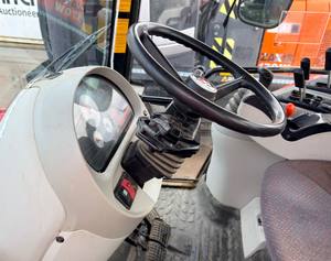 Tractores Usados Massey Ferguson 6465-6495 4x4 con Bomba y Rodamientos, 220HP, en Venta - Product Image 4