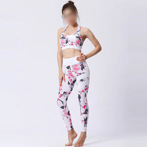 Meilleure vente Nouveau style Respirant Design unique en couleurs claires Femmes Gym Fitness Wear Respirant Solide Sports Bras - Product Image 5