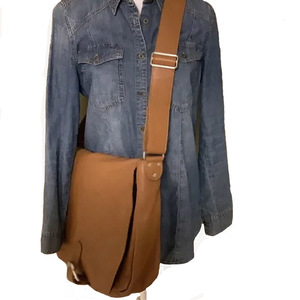 Genuine Leather <b>Small</b> Square Mini Cross-Shoulder <b>Backpack</b> <b>for</b> <b>Men</b> Ladies' Genuine Leather Messenger Shoulder Bag - Product Image 1