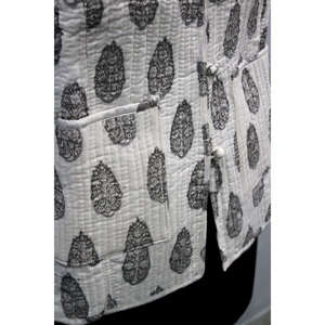 Women's Lightweight Reversible Quilted Cotton <b>Jacket</b> <b>White</b> with Printed Fashion Wear for Spring - Product Image 3