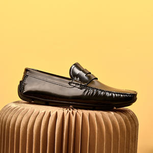 Zapatos de Negocios de Piel de Cerdo de Alta Calidad con Revestimiento Impermeable y Plantilla Flexible, Zapatos Formales para Hombre, Zapatos de Cuero - Product Image 4