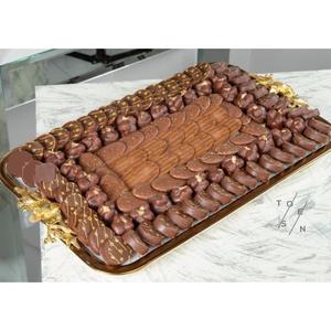 Plateau à chocolat en métal doré de qualité supérieure Présentoir à desserts sucrés au design moderne écologique pour la décoration de la maison à des prix abordables - Product Image 6