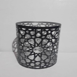 Ensemble de 3 bougeoirs en métal noir de luxe, nouveau design, décoration moderne, standard, en fil de fer, fantaisie, vente en gros - Product Image 6