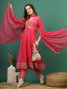 ชุดเดรสยาวแบบ Anarkali ผ้าจอร์เจตต์ปักลายดอกไม้สุดหรู พร้อมกางเกงและผ้าคลุมไหล่เข้าชุด ชุดเดรสสไตล์ชาติพันธุ์ สง่างาม เหมาะสำหรับฤดูร้อน - Product Image 6