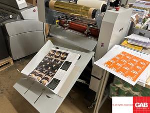 Laminadora Matrix MX-530P con alimentador automático Omni 520 - Máquina de laminación térmica de una sola cara - Product Image 2