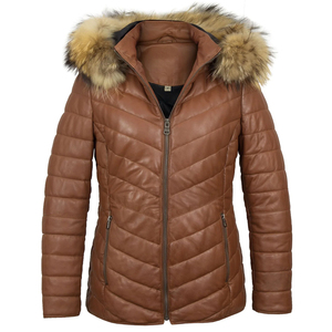 Chaqueta de piel de oveja elegante OEM para mujer acolchada con capucha desmontable abrigo de lona a prueba de viento con diseño con capucha de moda - Product Image 1