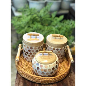 Pot en bambou incrusté de coquille d'œuf florale et de nacre exquise - Boîte de rangement décorative polyvalente pour le Ramadan - Product Image 4