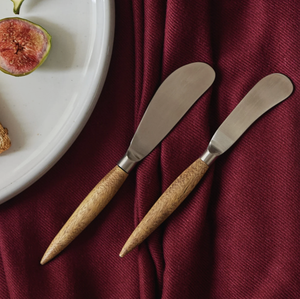 J S ชุดเครื่องใช้บนโต๊ะอาหารที่มีด้ามจับไม้รวมทั้งช้อนส้อมมีด - Product Image 4