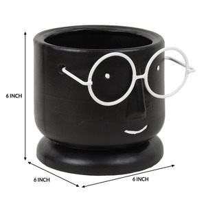 แจกันดอกไม้โลหะจากนักออกแบบที่ทันสมัยเหมาะสำหรับการจัดดอกไม้และการตกแต่งบ้านที่มีสไตล์ชิ้นเน้นสำหรับพื้นที่ภายในใดๆ - Product Image 2