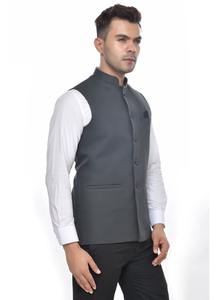 Gilet formel gris foncé de qualité supérieure pour homme, idéal pour le bureau, les réunions d'affaires, les mariages et les soirées, disponible en promotion. - Product Image 3