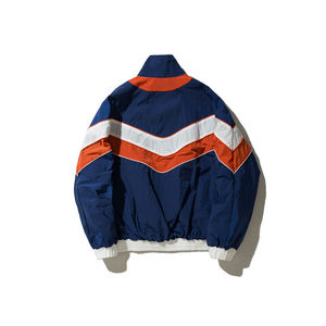 Chaqueta Cortavientos de Nailon con Capucha Personalizada OEM, Estilo Urbano Vintage para Hombre, con Cierre, de Alta Calidad, Retro, Económica e Impermeable - Product Image 2