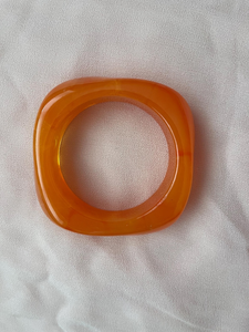 Bracelets en résine écologiques faits à la main pour femmes, bracelets de luxe de créateurs, bracelets traditionnels, finition brillante, légers - Product Image 4