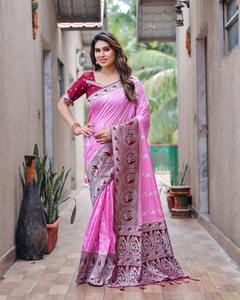 Tissage Banarasi Zari multicolore pour femmes Royal et Rich Dhwaja Export avec un beau sari imprimé numérique floral - Product Image 5