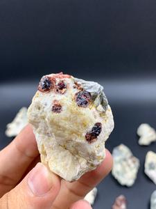 Grenat Maron de haute qualité, pierre précieuse naturelle, spécimen de Skardu, Pakistan, 500g pour collection, décoration, guérison - Product Image 3