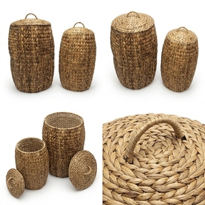 Ensemble de paniers de rangement en jacinthe d'eau naturelle, panier à linge cylindrique tressé avec couvercle assorti et poignée en arche, décoration artistique pour la maison - Product Image 3