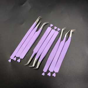 Pinces à épiler professionnelles en acier inoxydable pour extensions de cils, nouveau design, poignée en forme de cœur, pointe inclinée texturée - Product Image 3