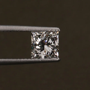 Diamant en vrac de forme princesse de haute précision, 0,5 CT, créé en laboratoire, VVS-D - Product Image 1