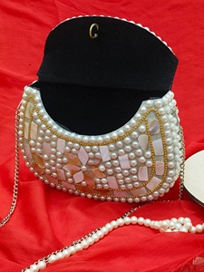 Bolso de mano de lujo con cuentas de perlas hecho a mano con mosaico de nácar y piedras decorativas, monedero de boda para fiesta de noche para mujer - Product Image 3