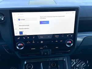 SUV GX 550 Luxe 3.4T V6 Bi-Turbo 4x4 Automatique 7 Places Essence Modèle Neuf d'Occasion 2024 à Vendre - Product Image 6