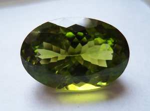Loose Jewelry Gems & Stones in Calibrated Size Low Moq High Quality 100% Natural Green <b>Peridot</b> Best for <b>Rings</b> Pendants & Jewelry - Product Image 4