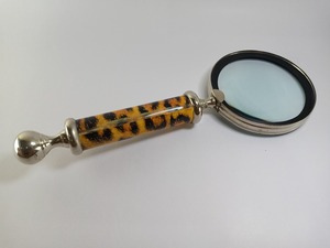 Resin <b>Magnifier</b> With Beautiful Butterfly Design Mother of Pearl Handle Designer <b>Magnifying</b> Lens from India - Product Image 4