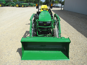 Tracteur compact John Deere 1025R 24HP 4x4, transmission hydrostatique, chargeur frontal, pelle arrière, tondeuse, prêt à l'emploi, à vendre - Product Image 4