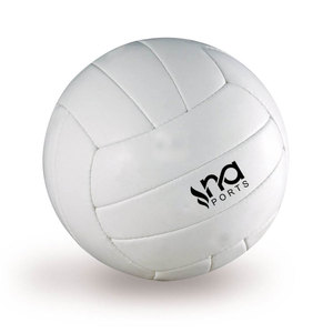 Balones de fútbol gaélico de tacto suave y calidad confiable para entrenamiento regular y juego al aire libre - Product Image 3